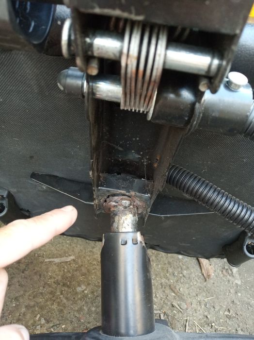 Офисное кресло большое