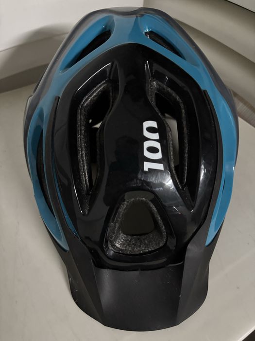 Capacete de bicicleta para adolescente - como novo