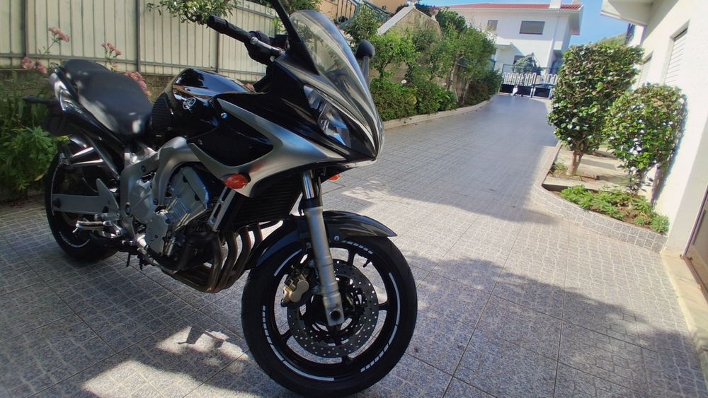Yamaha Fazer S1 — Impecável, Pneus Novos e Pronta para Rodar!
