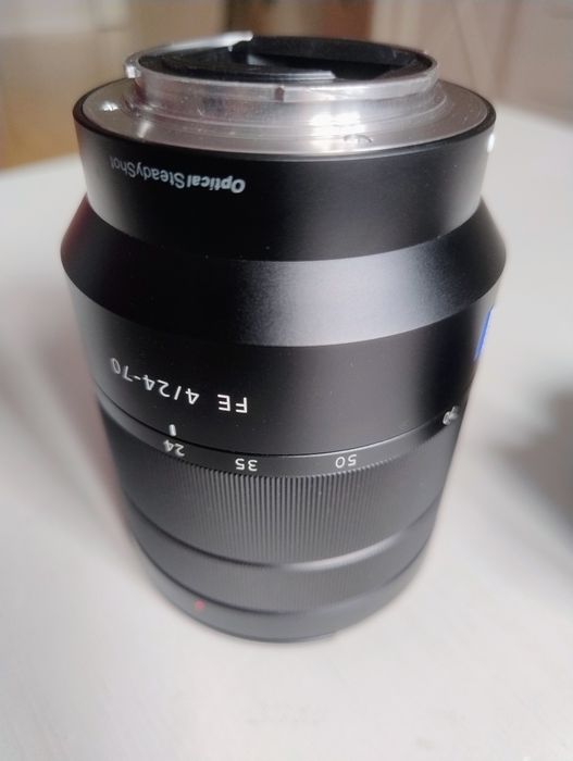 Obiektyw Sony FE 24-70 mm f/4 ZA OSS *67mm Carl Zeiss Vario-Tessar T*