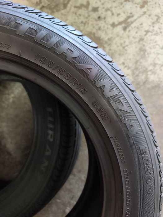 Pneus 195/55r15 Bridgestone Turanza ER300 com 80% piso
