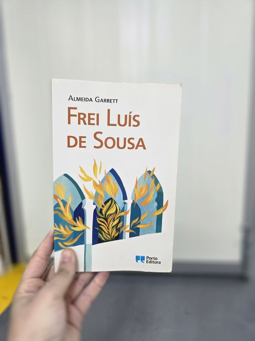 Vários    livros