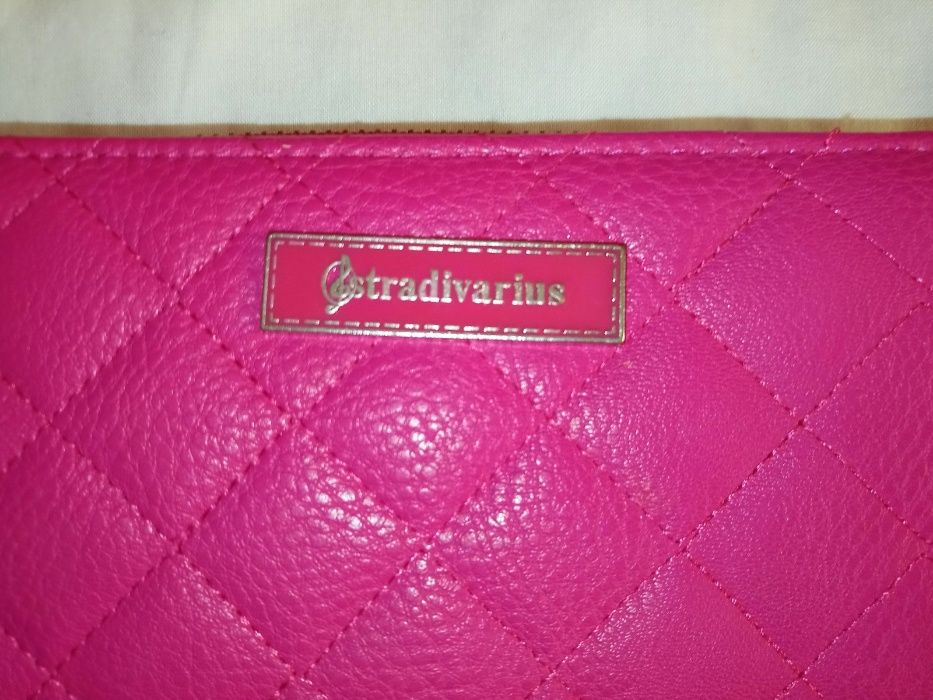 Carteira- Porta Documentos Stradivarius