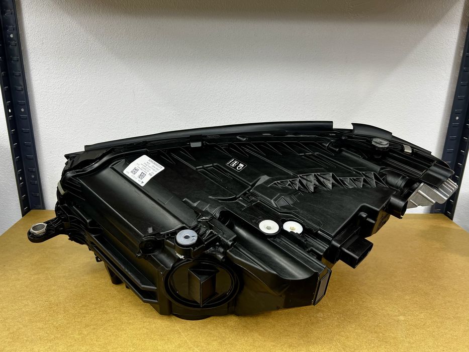Lampa prawy przód Mercedes S-klasa W223 Digital Light LED. Cała EU.