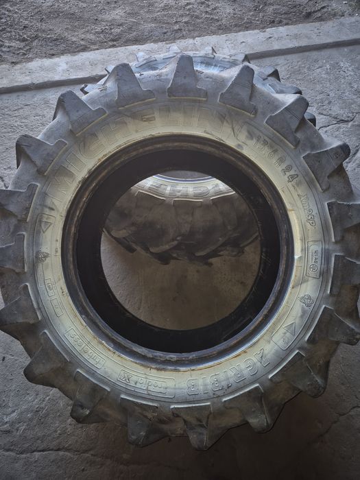 Michelin 13.6 R24