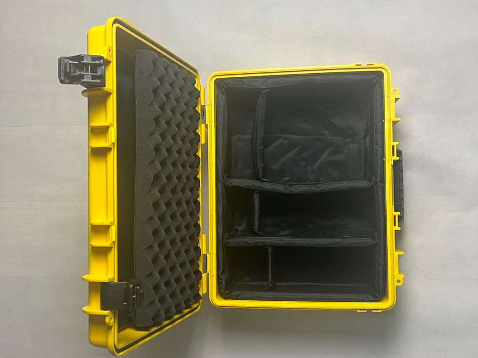 Walizka B&W Typ 6000 Żółta z Wkładem z Pianki