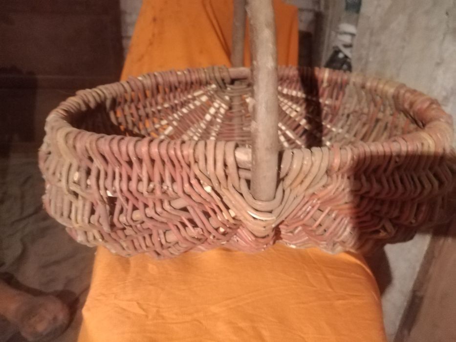 Вже не забаром копати картоплю. В наявності копач картоплі ручний