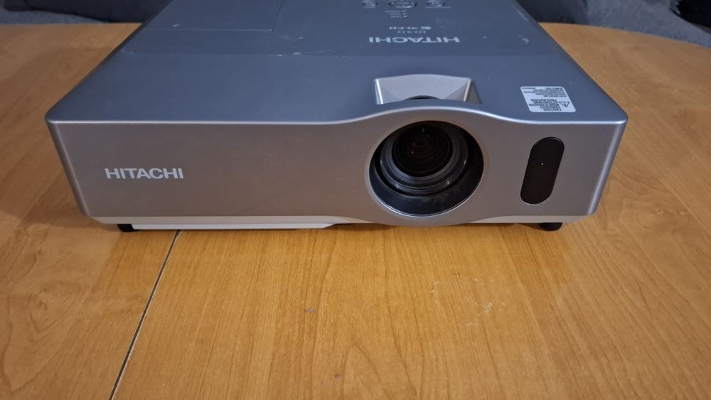 Projektor Hitachi ED-X32  Fullhd