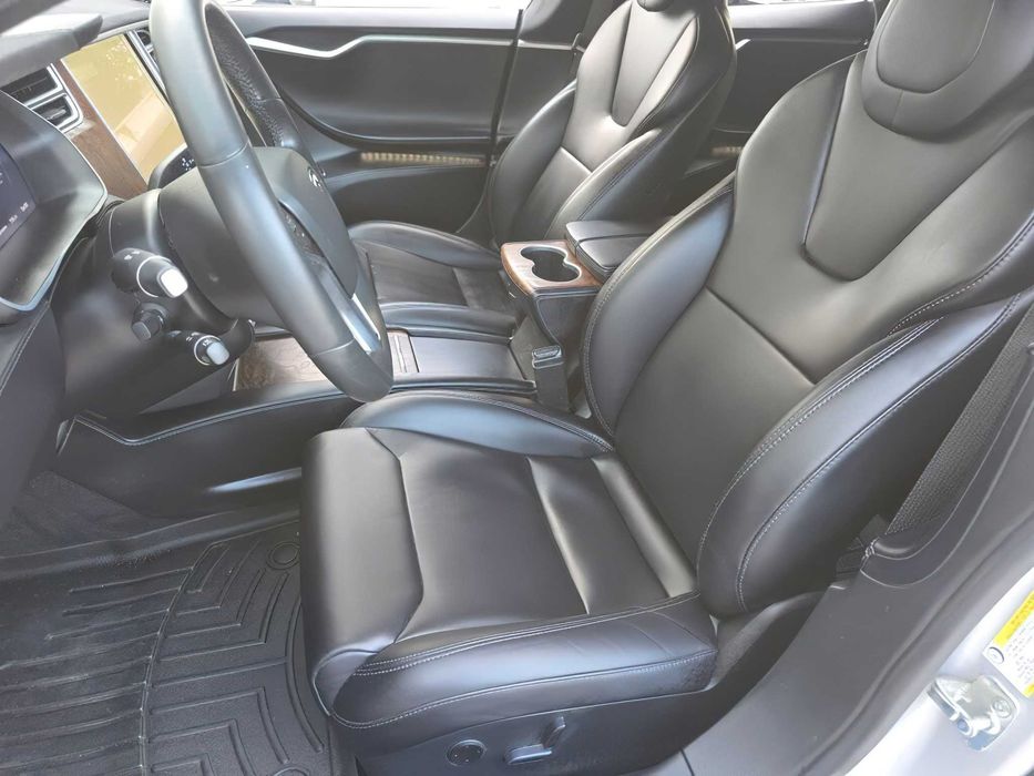 Tesla Model S 100D      2017