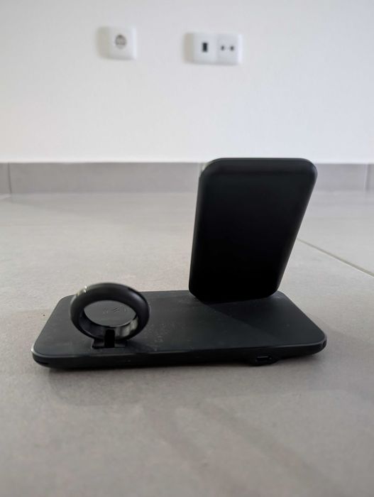 Wireless Charger64552374422274121