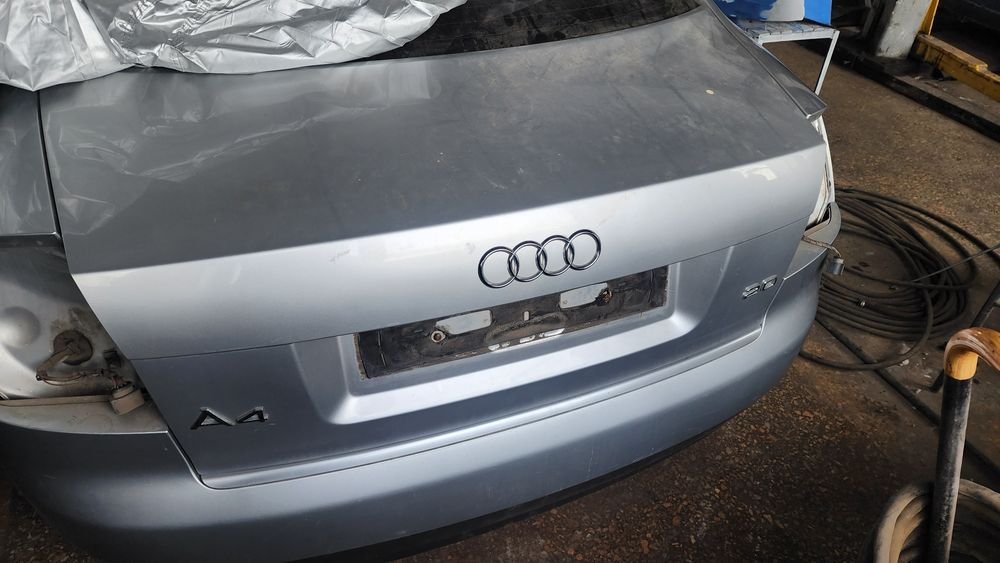 Разборка AUDI A4  Ауди а 4