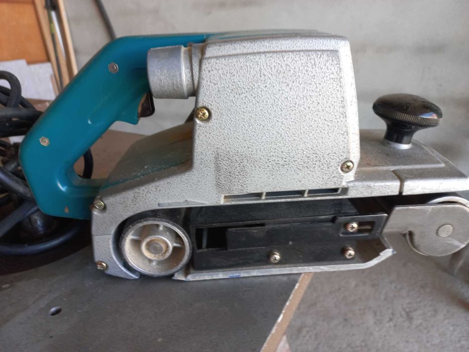 Lixadeira de fita/banda makita