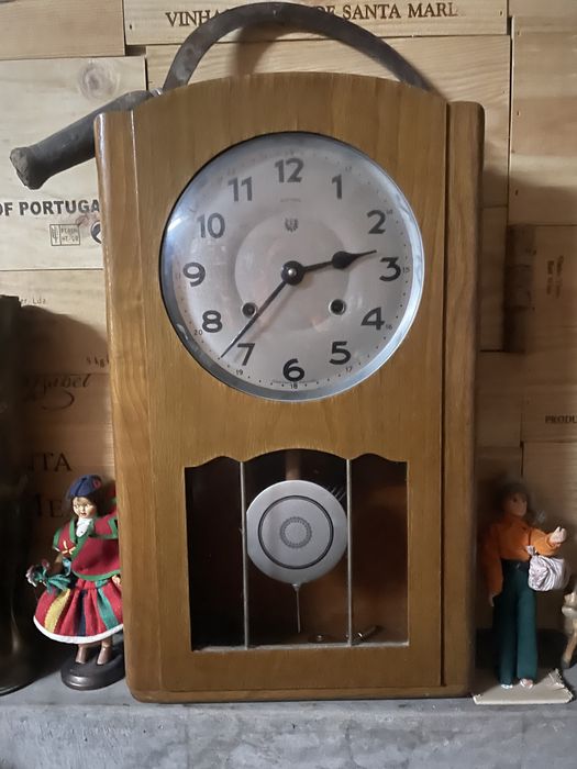 Relogio antigo de Parede