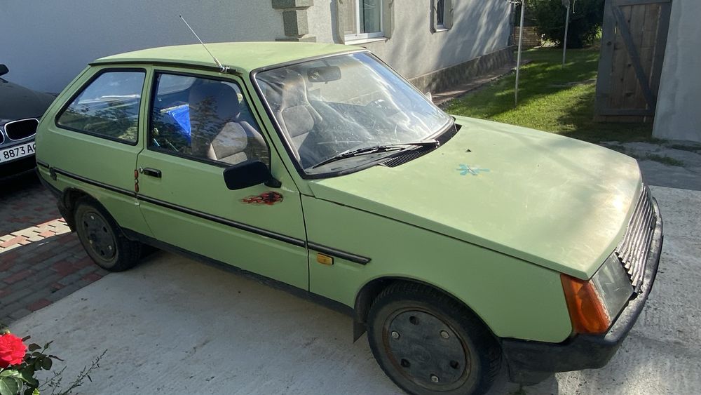 Таврія Заз 1990 рік 1.1