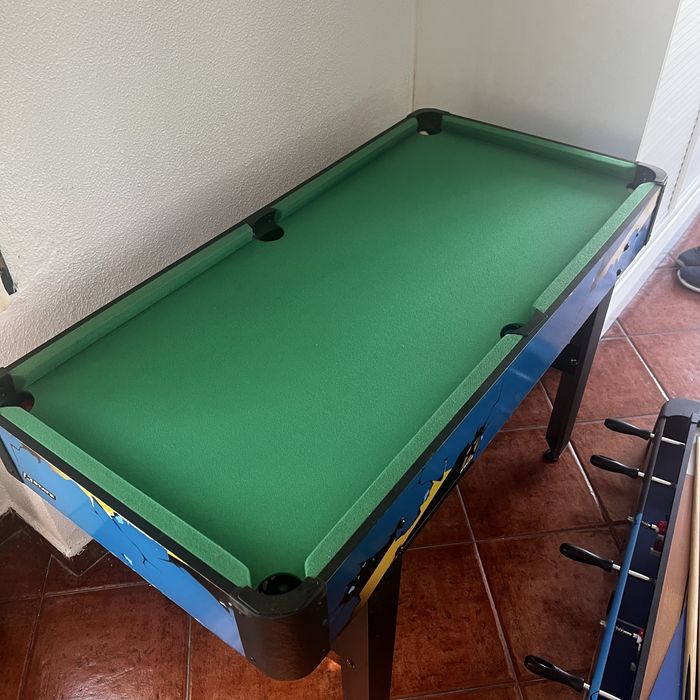 Mesa jogos para crianças