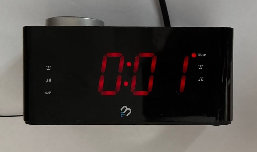 Радіо годинник biltema