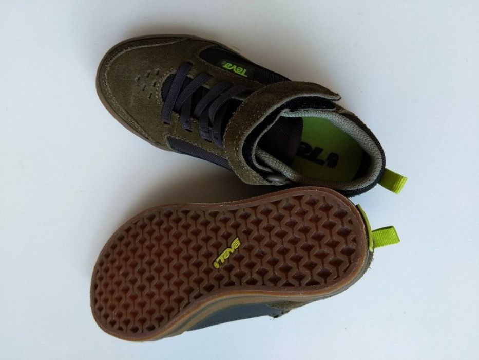 Замшевые туфли кеды Teva, стелька 17,5см шнурки-резинки, цена закупки.
