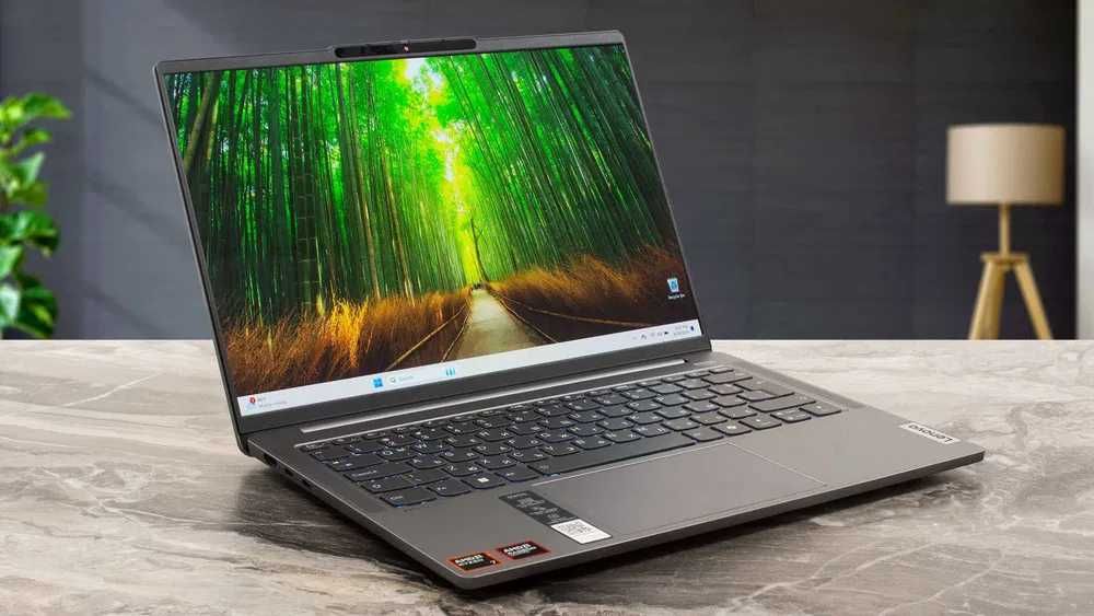 * ULTRABOOK * Lenovo IdeaPad Pro 5 Gen 9 14" . AMD Ryzen™ 7 8845HS . OLED 3K 120Hz . nvme 512GB . 32GB