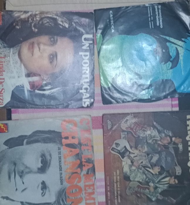 Lote 30 Discos Vinil Single (7'') – Rolling Stones, Roberto Carlos e Clássicos Franceses
