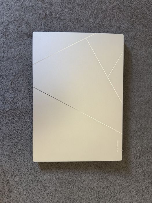 PIEKNY !! Laptop Asus ZenBook i9 32 GB RAM 1TB