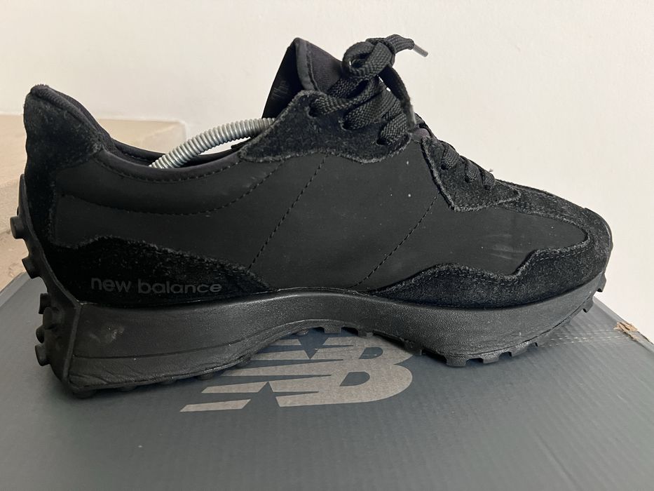 New Balance All Black