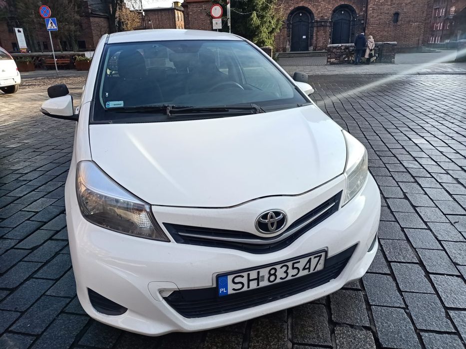 Toyota Yaris Diesel kamera cofania