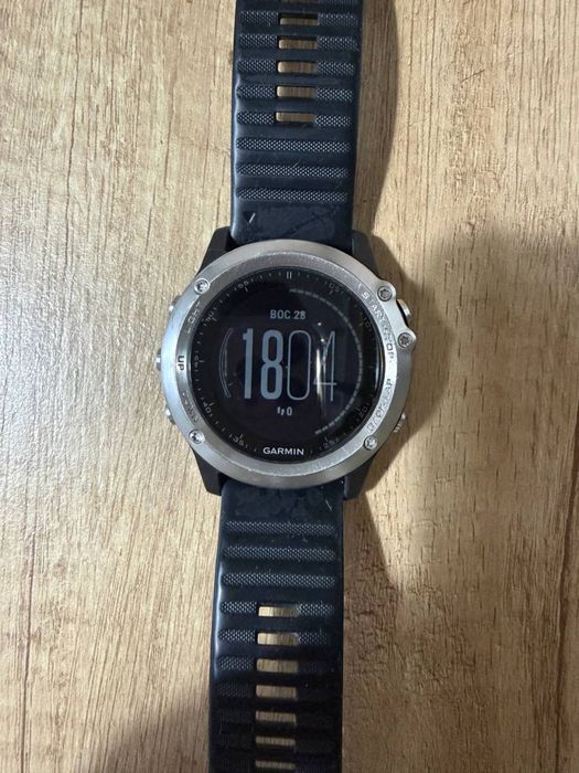 Продам Garmin Fenix 3HR