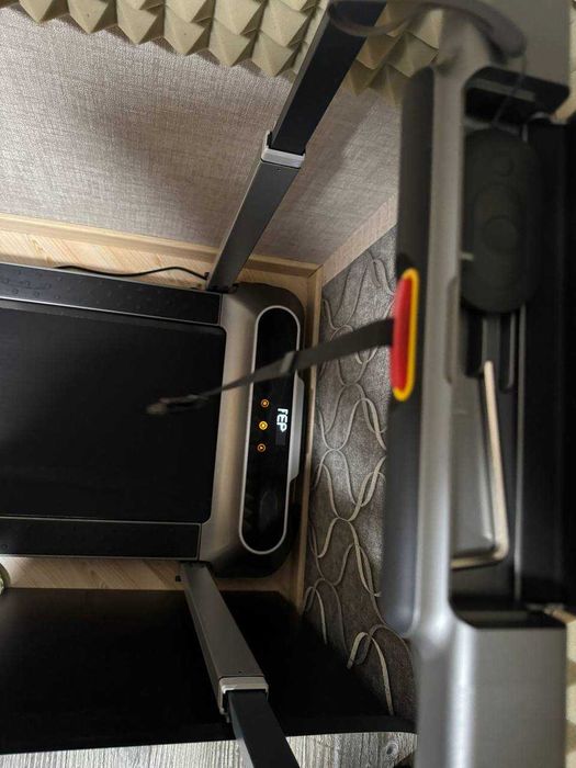 Бігова доріжка Kingsmith WalkingPad R2 Black складна