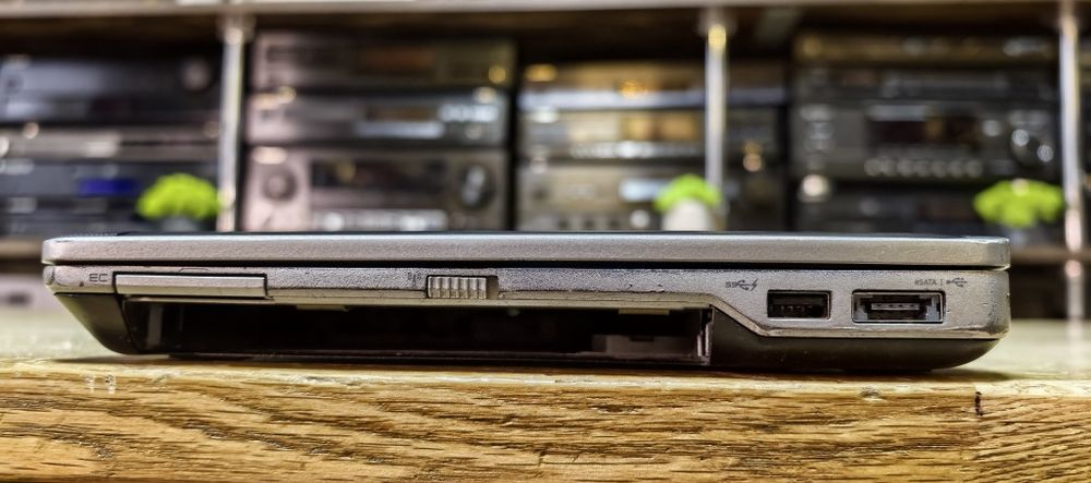 Ноутбук Dell Latitude E6330/i5-3340m/Ram 2GB DDR3 /HDD NO /CD-Rom No/А