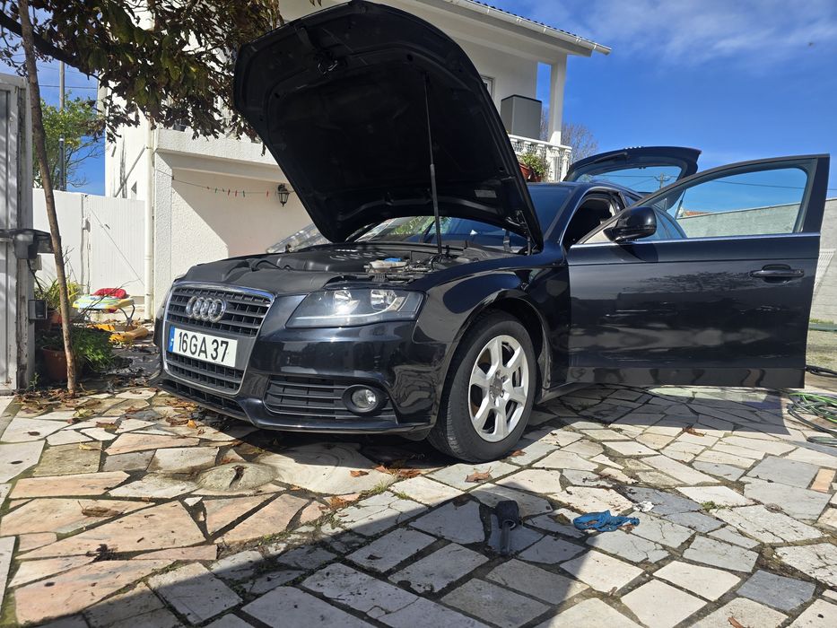 Audi A4 B8 2.0 tdi 143cc