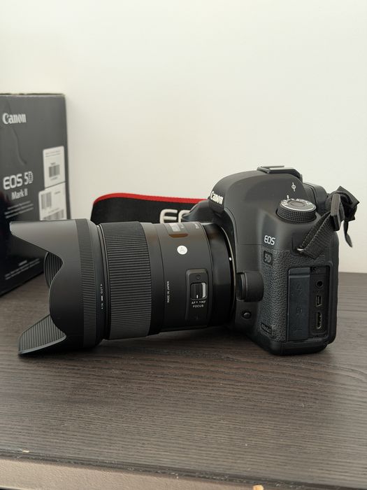 Canon EOS 5D Mark II + Sigma 35mm f/1.4 DG HSM Art