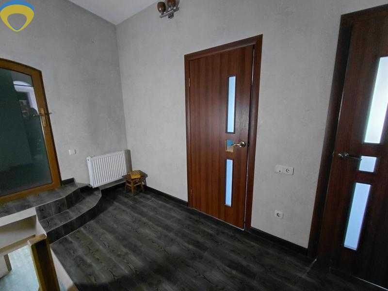 Продам 2-поверховий будинок на Черемушках!