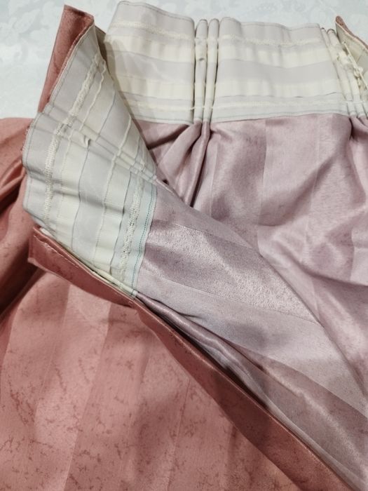 Cortinados cor-de-rosa