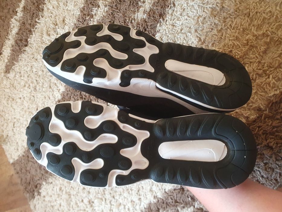 Кросівки nike  air max 270 REACT  Black