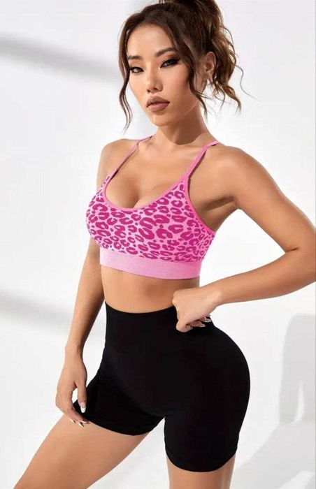 Топ спортивний / на щодень