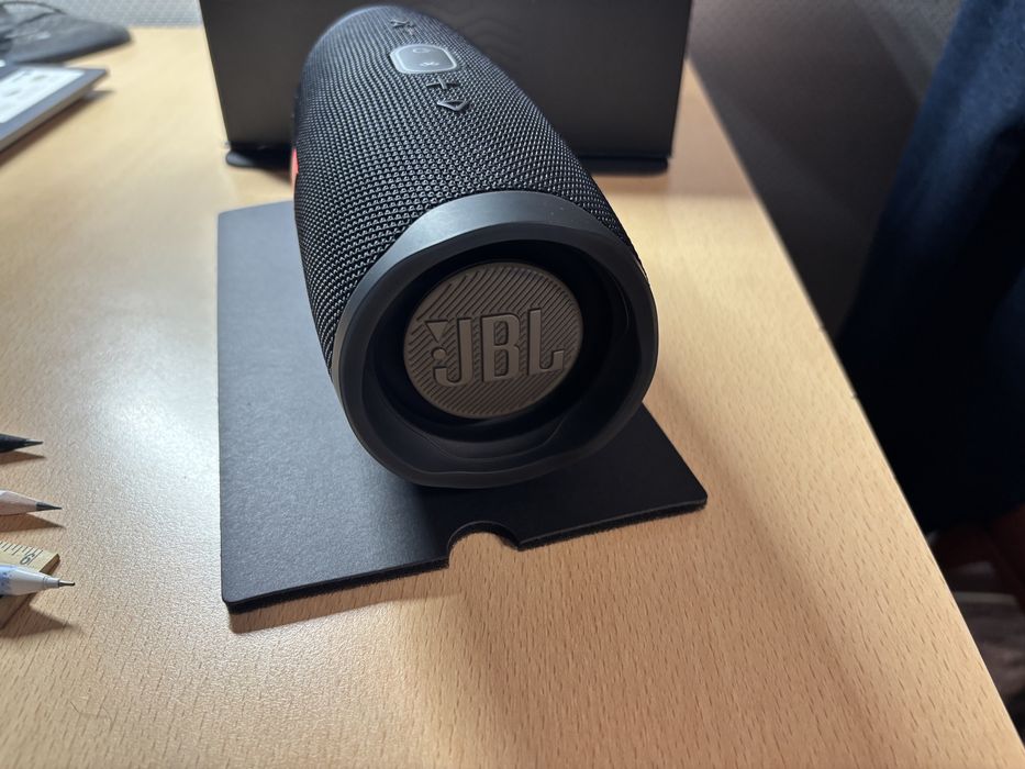 Колонка JBL charge 4 Новая!