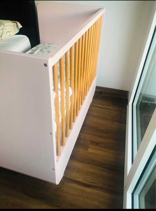 Berço IKEA MYLLRA Rosa - Braga
