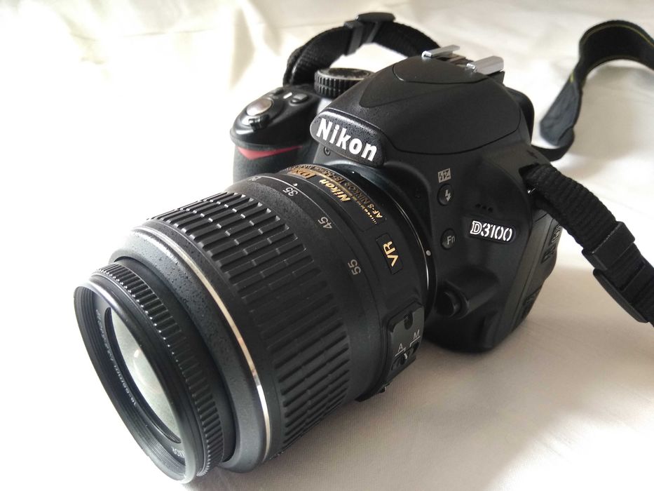 Продам фотоапарат Nikon D3100