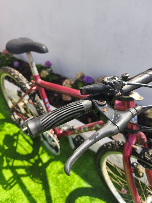 Bicicleta IBA, em bom estado