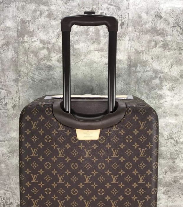 Walizka kabinowa  Louis Vuitton skóra naturalna