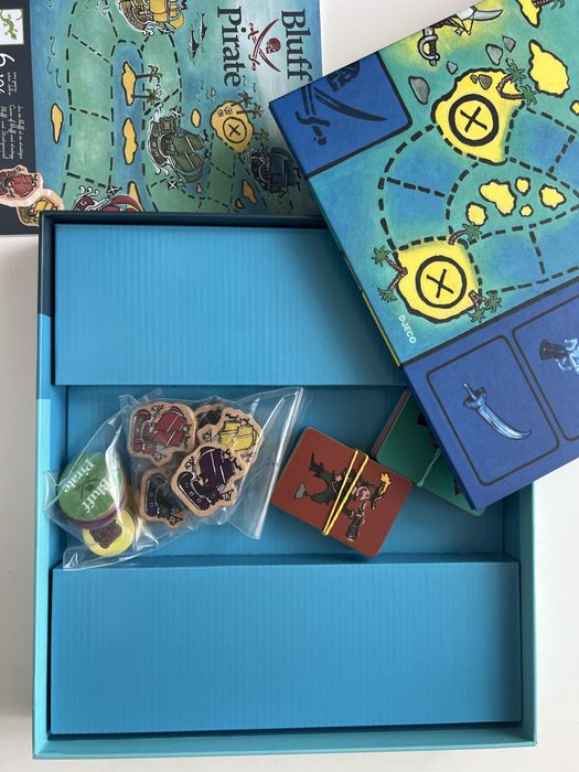 Продам настільну гру Bluff Pirate від бренду Djeco