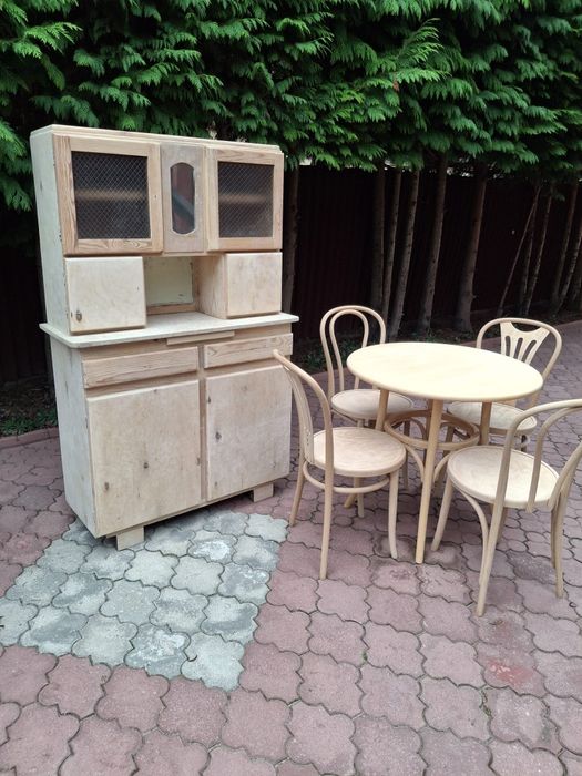 Kredens drewniany prl