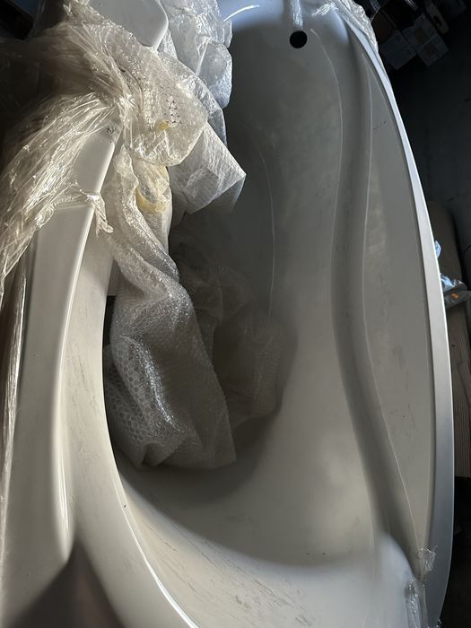 Ванна угловая DEVIT PRESTIGE