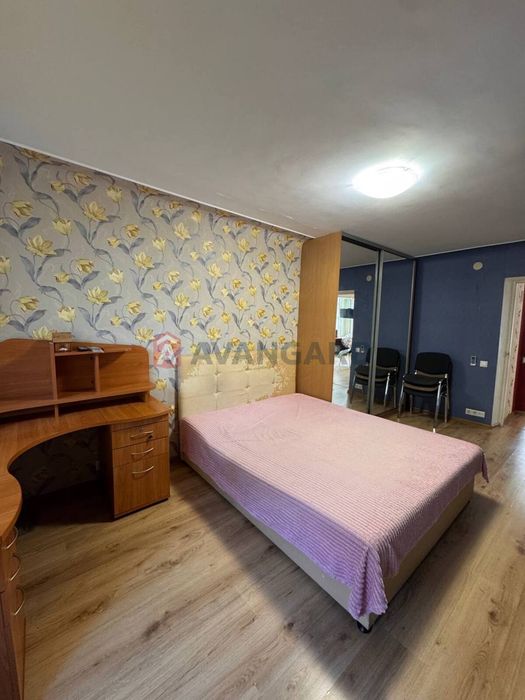 Продам 2 кв Соборный, Фурманова 50000$