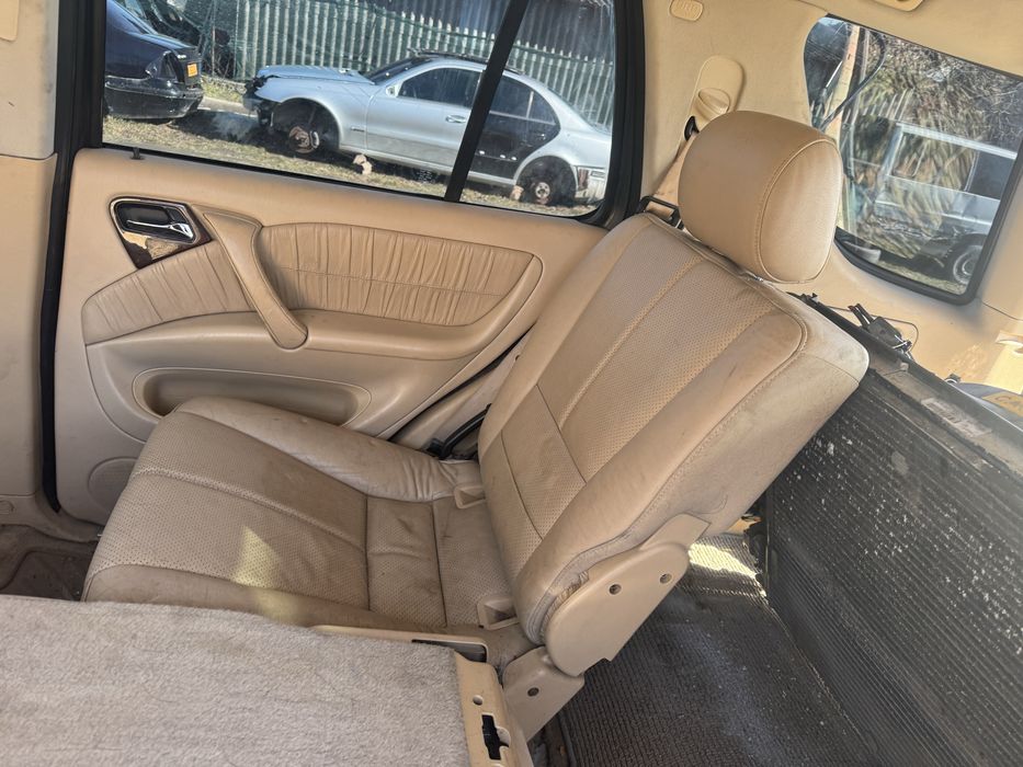 Сидиння Задні Мерседес Мл163