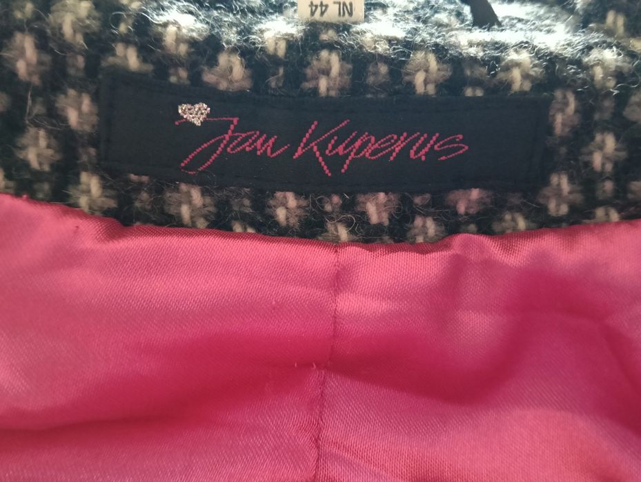 Casaco em preto e cinzento