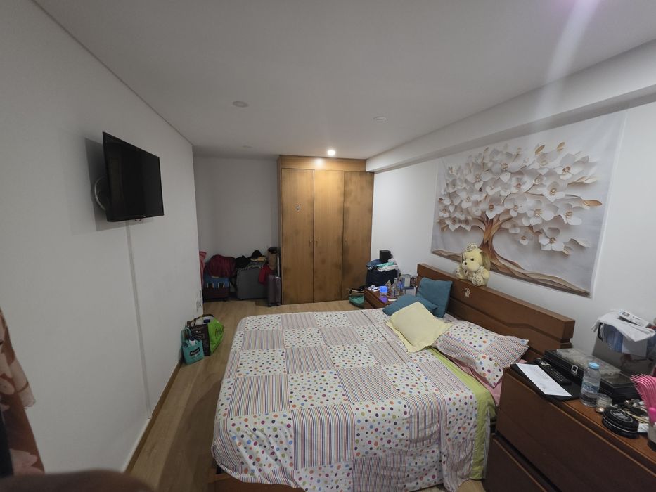 Arrenda-se casa toda t3, 2 casas de banho