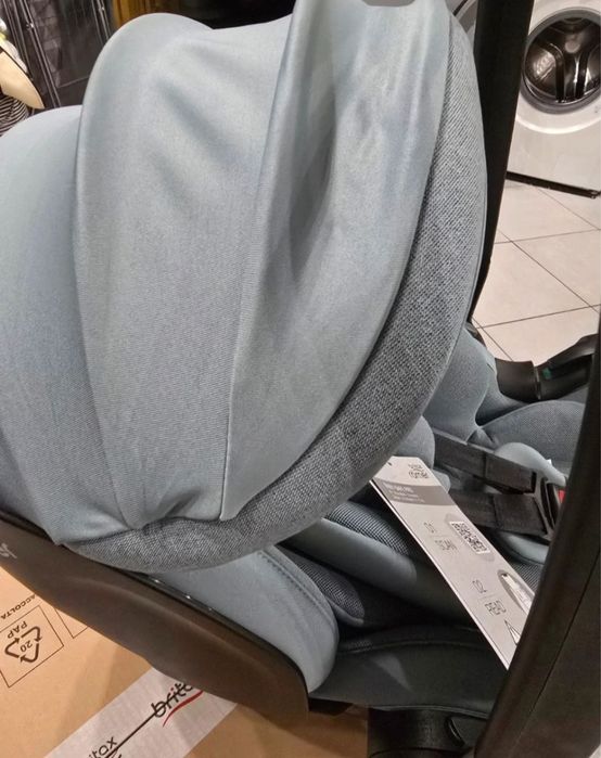 Автокрісло britax