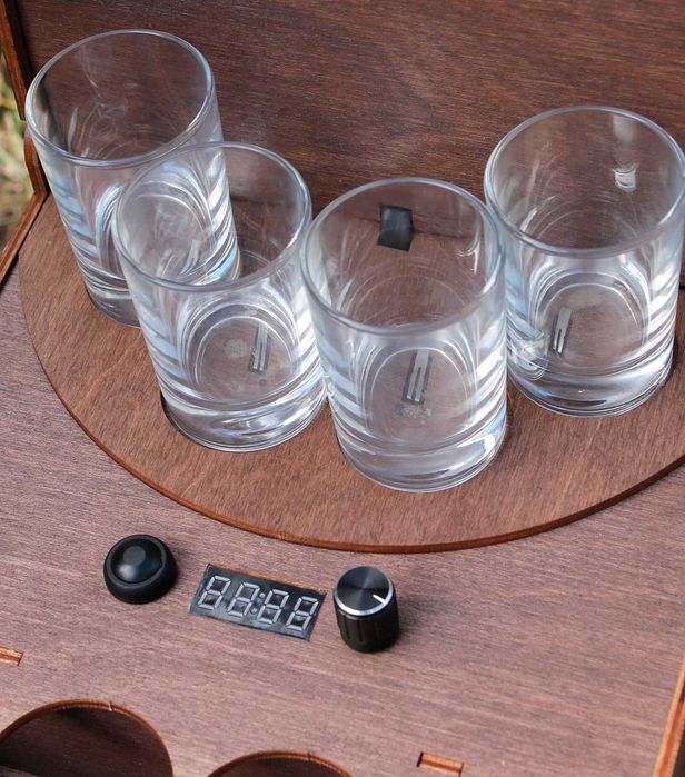 Спритний автоматичний наливатор авто бармен для алкоголю на 4 чарки