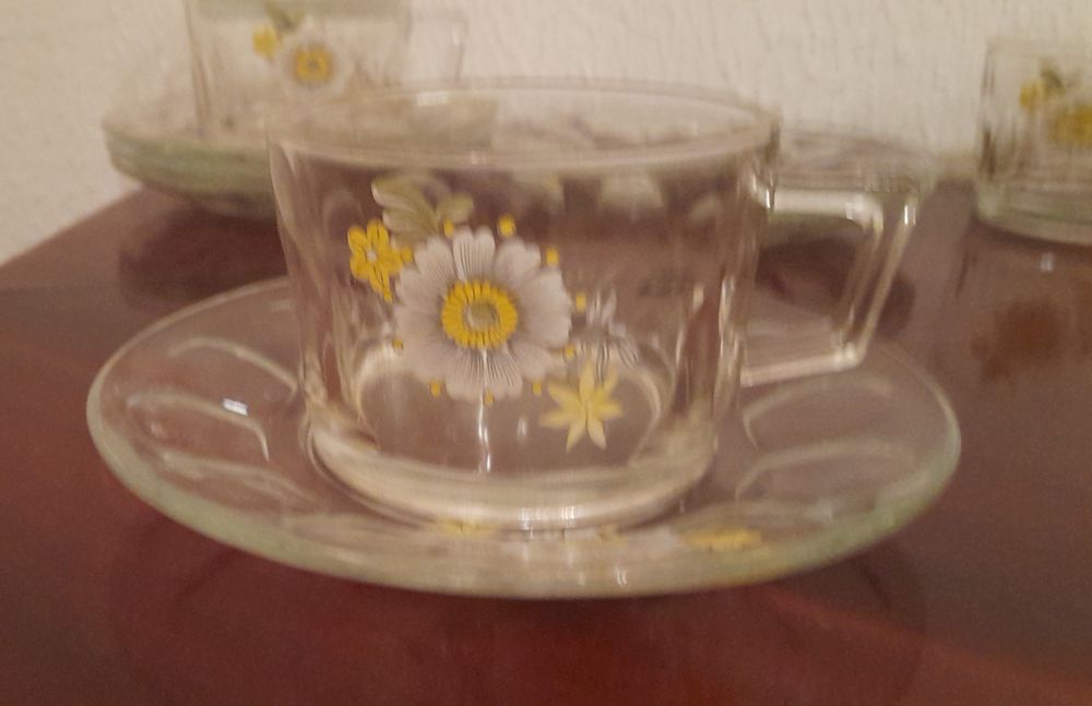 4 chávenas almoçadeiras